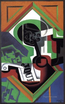pipe and fruit dish with grapes 1918 Juan Gris Oil Paintings